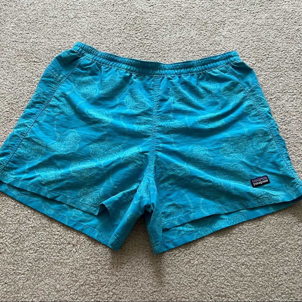 PATAGONIA, WOMEN'S BAGGY SHORTS SIZE MEDIUM